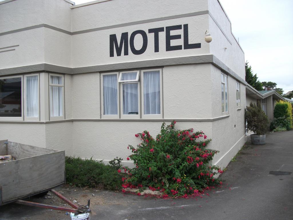 Trentham Motel Upper Hutt Extérieur photo